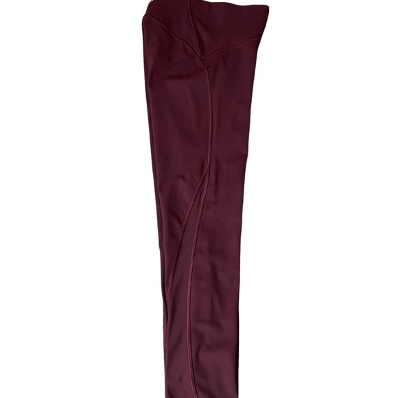 LULULEMON WOMENS PURPLE ATHLETIC CROP LEGGINGS SIZE 6 - Picture 10 of 10